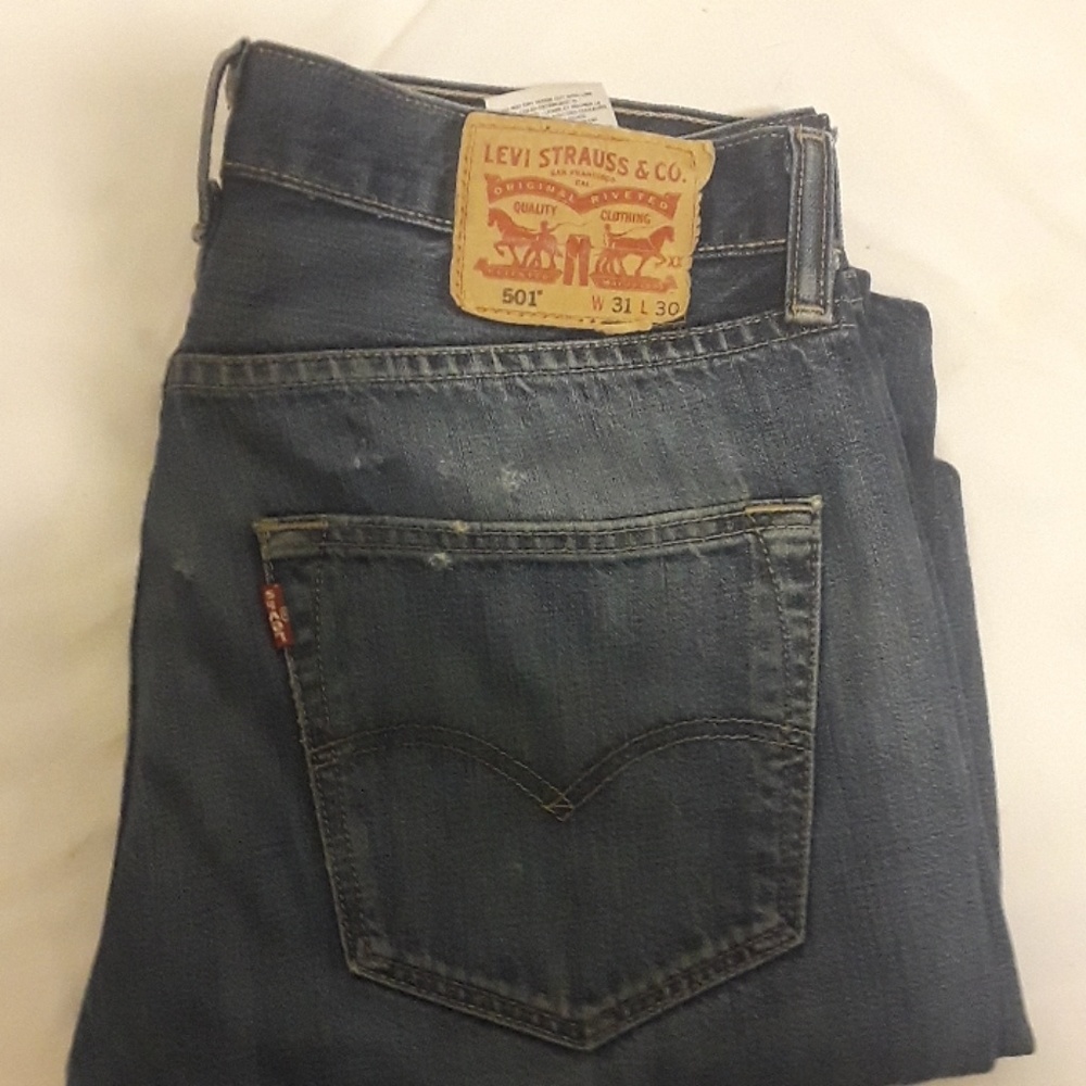 LEVI 501S BOTTON FLY